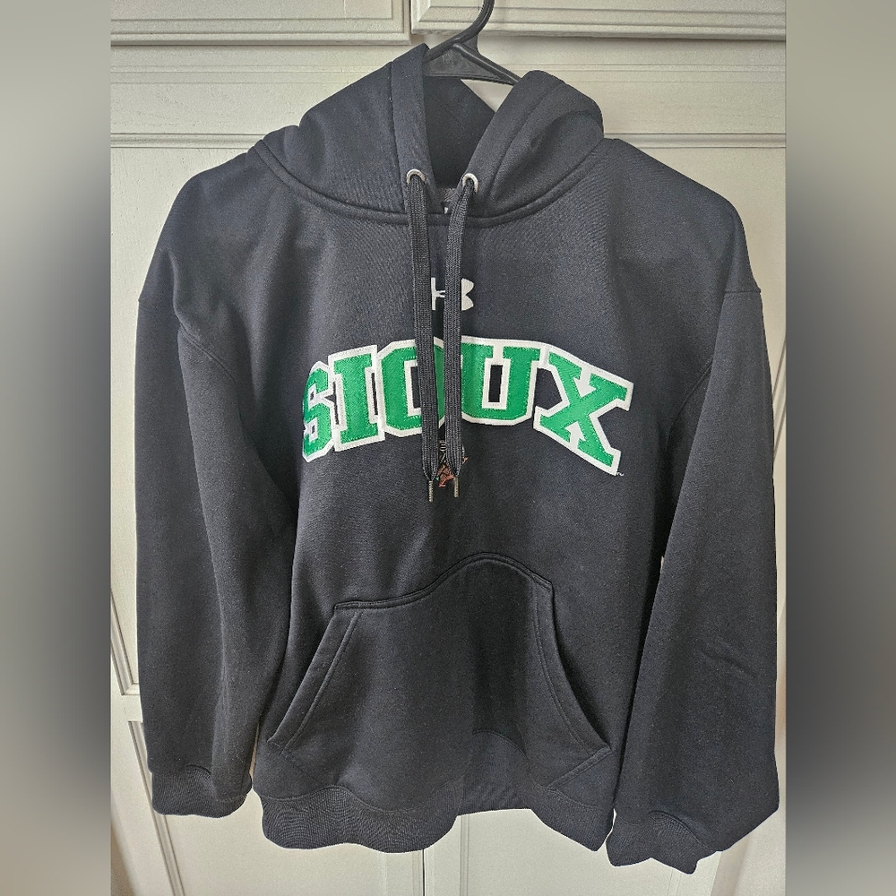 North Dakota Fighting Sioux Under Armour Hoodie